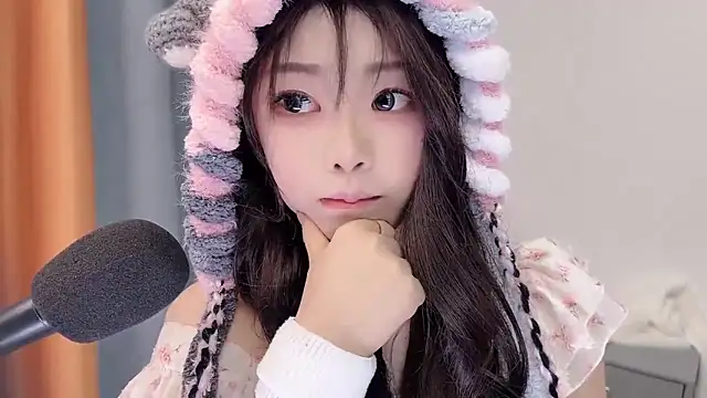 smalldaisy's cam snapshot