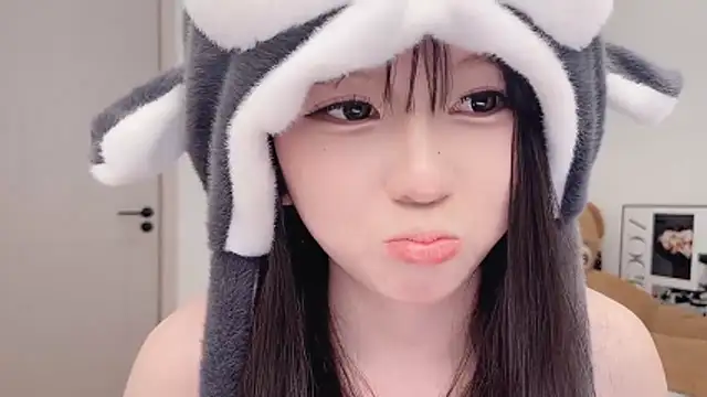 lnua-lnua's cam snapshot