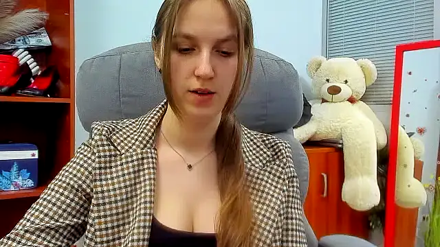 Nesie-Stoun's cam snapshot