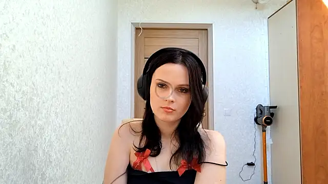 Solareclipsis's cam snapshot