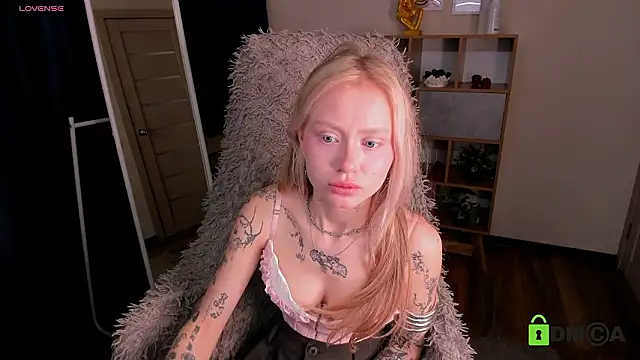 MalenaErnman's cam snapshot