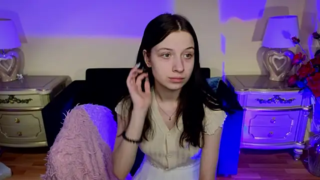 AlicePowells's cam snapshot