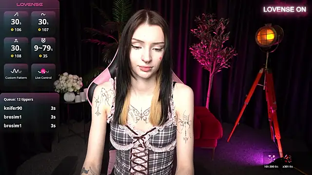 Trix_Void's cam snapshot