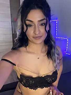 Mia_spicyy's cam snapshot