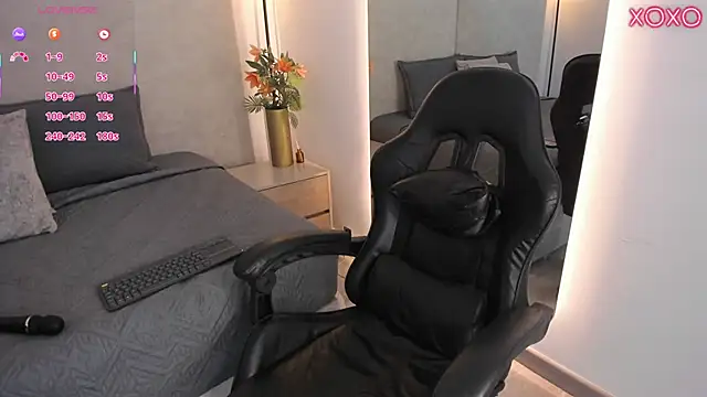 Saori_newman's cam snapshot