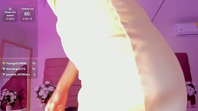 LittleVaale's cam snapshot