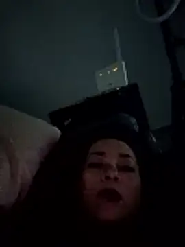 HoneyAngel2020's cam snapshot