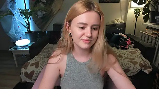 Alexa_Pirs's cam snapshot