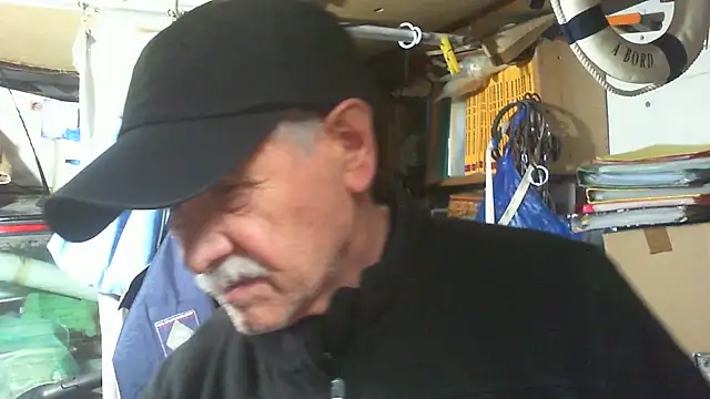 nonnomaturobisex's cam snapshot