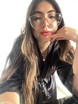 Mia_222's cam snapshot