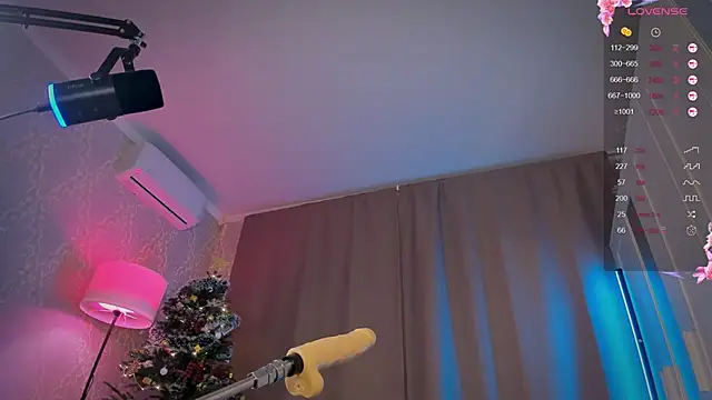 Juicy_Vikki's cam snapshot