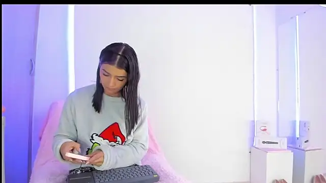 KIMMY_MONTIELL's cam snapshot