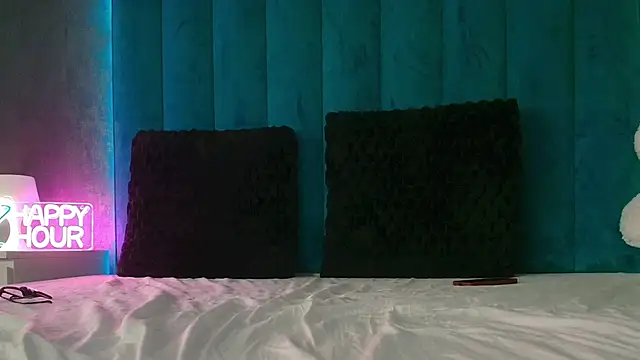 TinyBlair live sex cam