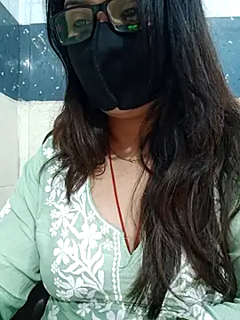 Aishwaryaa_69's cam snapshot