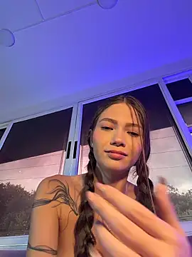 EmmaJhoons's cam snapshot