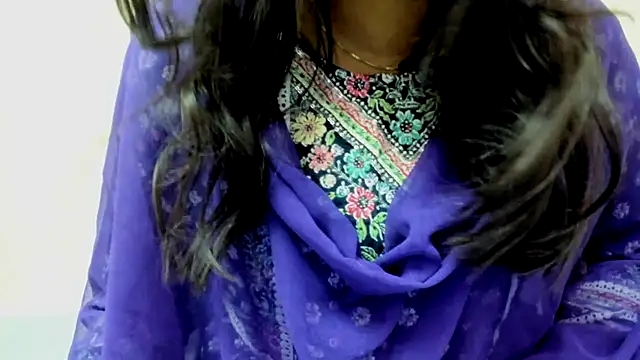 TheShyGirl_'s cam snapshot