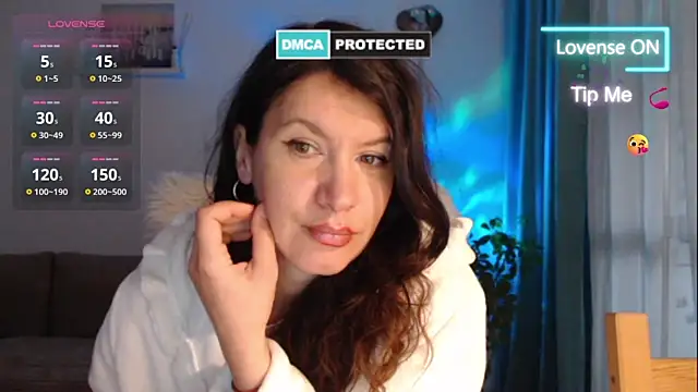 Sensual-Adeline's cam snapshot