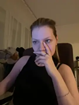 MaryHiggins's cam snapshot