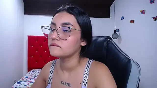 kathe-mills235 live sex cam