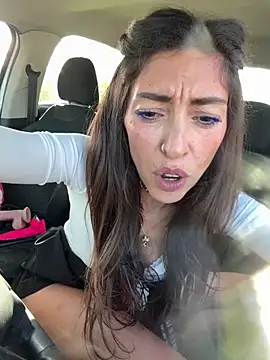 Amani_thewolf's cam snapshot