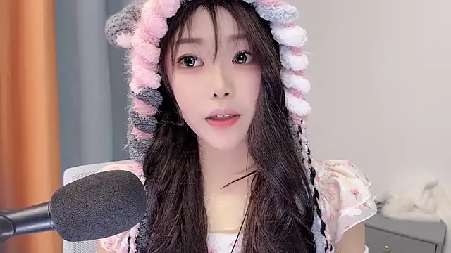 smalldaisy's cam snapshot