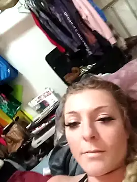 ticklemepinkk's cam snapshot