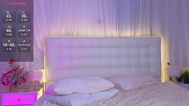 Monica_Leen's cam snapshot