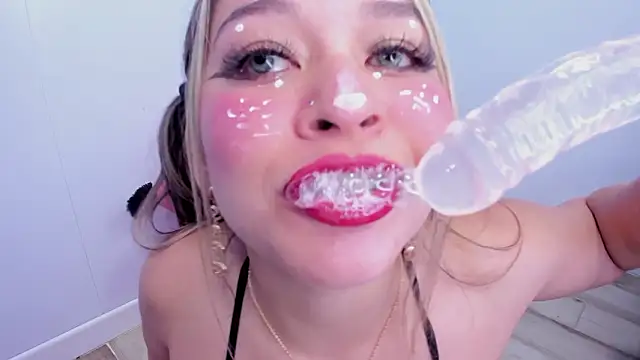 miss__evolet's cam snapshot