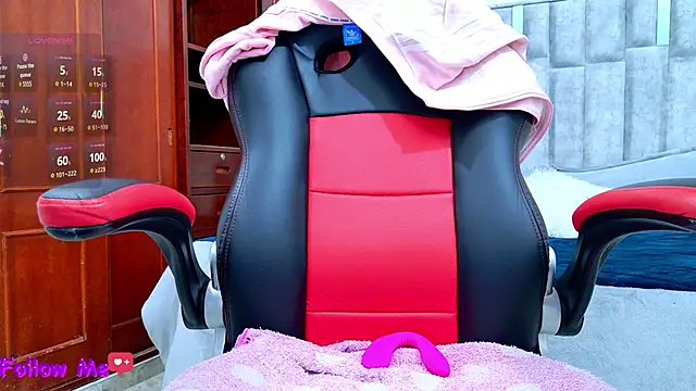 scarlleth_'s cam snapshot