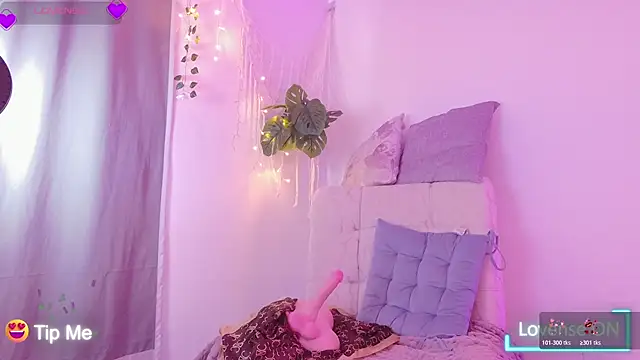 Nicolle_swt's cam snapshot