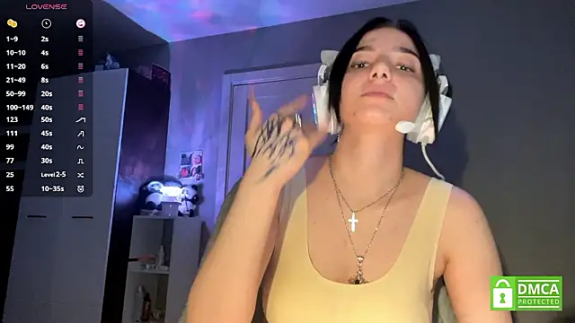 TomiRodenberg's cam snapshot