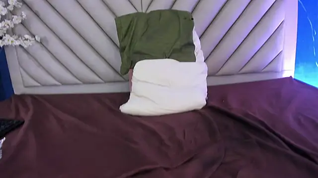 RubyVance's cam snapshot