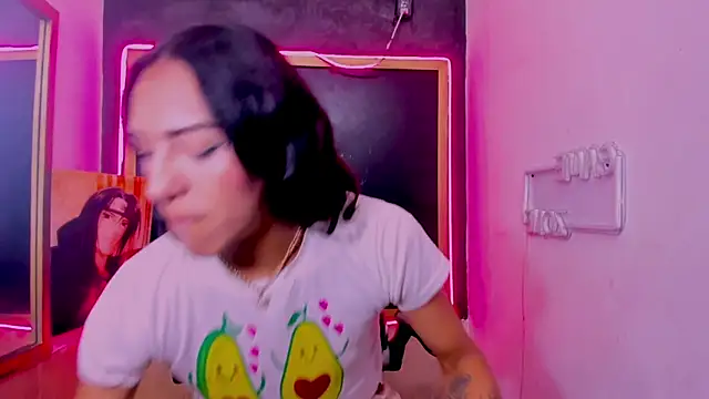 Isabella_stanford2's cam snapshot