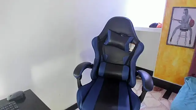 alison_moon7's cam snapshot