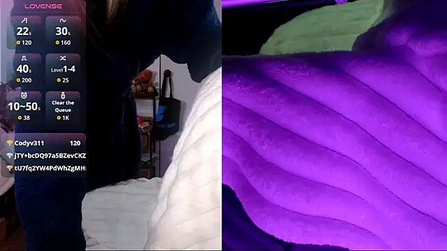 alys_at_college live sex cam
