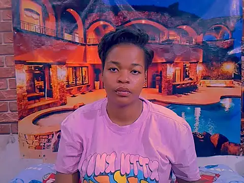 EbonyCurvaceous1 live sex cam