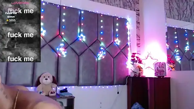 Tiffany_Valentine15's cam snapshot