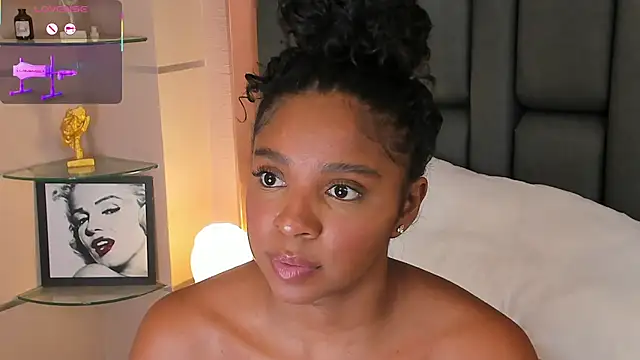 LisaMendez's cam snapshot