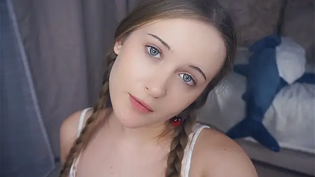 QuennaCoote live sex cam