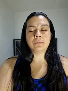 martina_foxy_'s cam snapshot