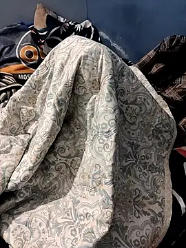 Koziekylie's cam snapshot