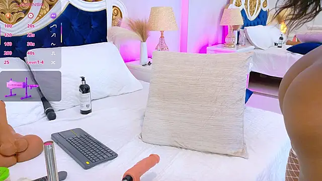 AshleyFerri's cam snapshot