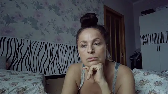 LindaStarS's cam snapshot