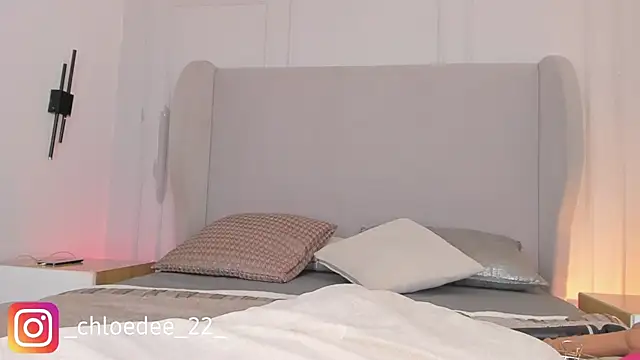 chloe_d's cam snapshot