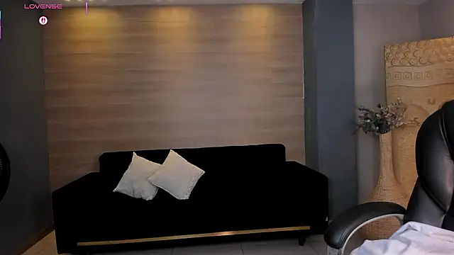 VeronicaBlue's cam snapshot