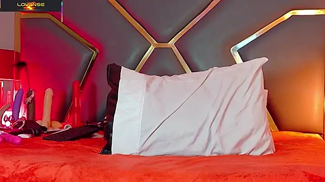 Scarlettt_Ass's cam snapshot