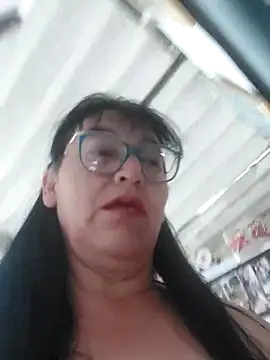 clarita_01's cam snapshot