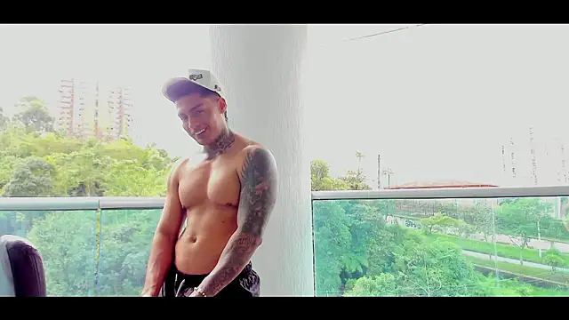 Dominiofit live sex cam