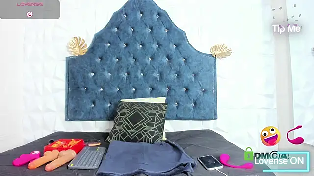 Caroline_daring's cam snapshot