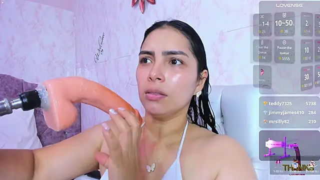 evelinn_belen's cam snapshot